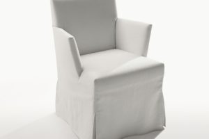 Белый чехол на стул